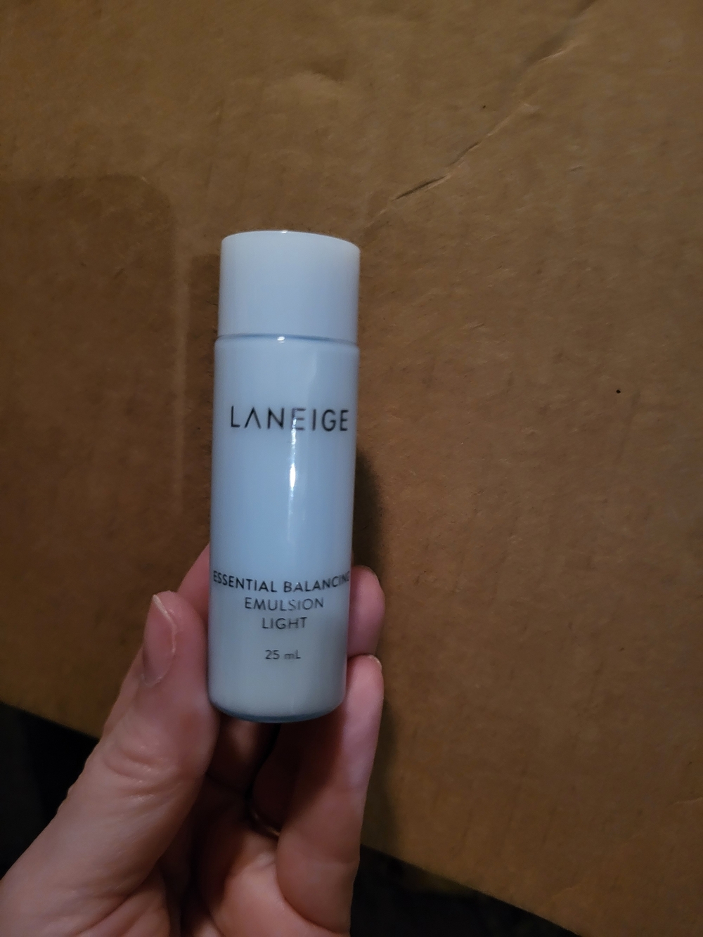 LANEIGE Light Balancing Emulsion